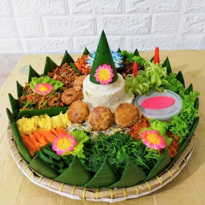 Tumpeng Nasi Kuning 5 porsi 4